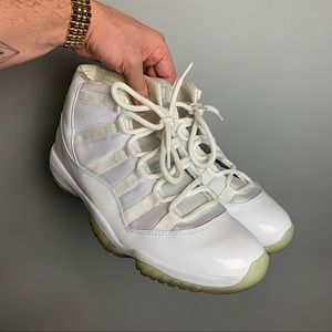 Jordan Anniversary 11s White Authentic